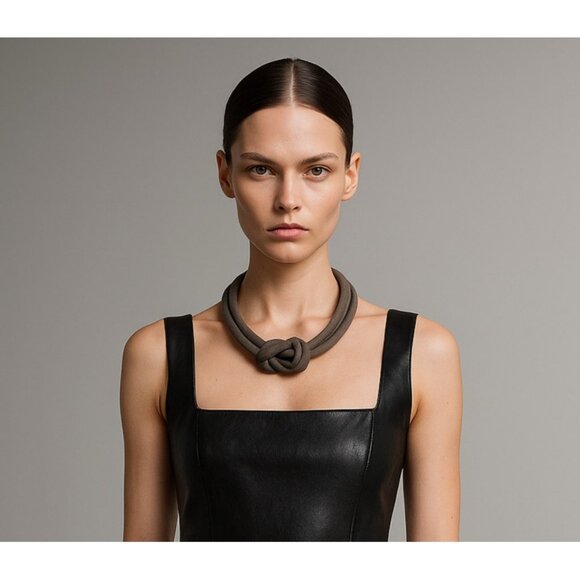 Comptoir des Cotonniers Suede Knot Necklace Gray Adjustable Boho Minimalist - Picture 1 of 7